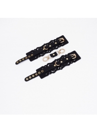 Черные кожаные наручники с узорами и золотистой фурнитурой - Crazy Handmade - купить с доставкой в Керчи