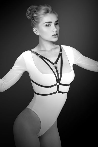 Черная упряжь на грудь Laura - Bijoux Pour Toi - купить с доставкой в Керчи