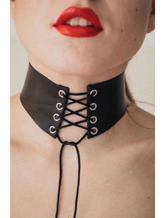 Оригинальный чокер со шнуровкой впереди - БДСМ Арсенал - купить с доставкой в Керчи