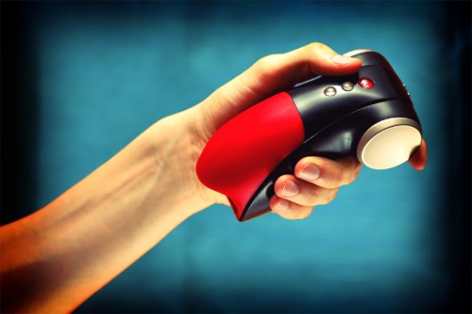 Чёрно-красный вибромастурбатор Cobra Libre 2 - Fun Factory - в Керчи купить с доставкой