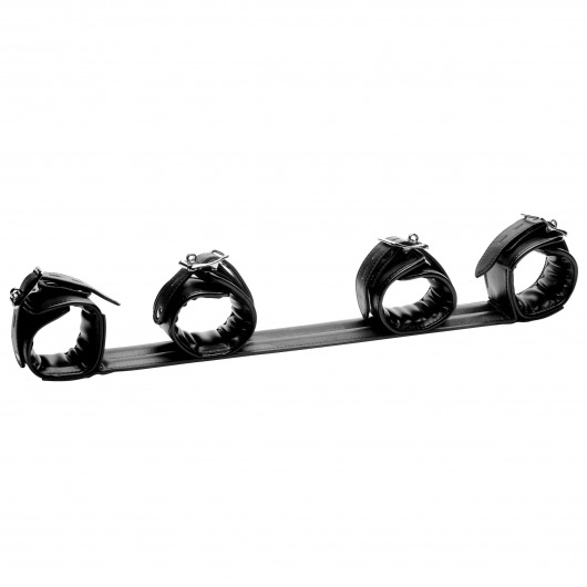 Черная распорка с манжетами для рук и ног Deluxe Rigid Spreader Bar - XR Brands - купить с доставкой в Керчи